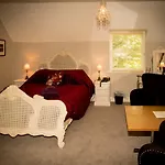 Brockley Hall 4*