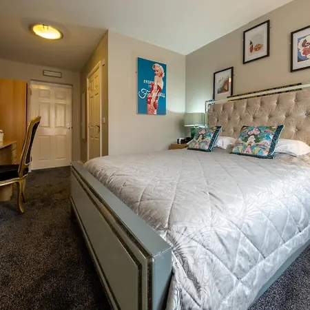Brockley Hall מלון 4*