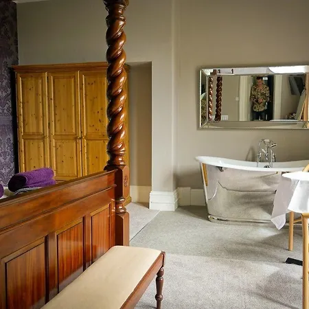 Brockley Hall Отель Солтберн-бай-те-Си