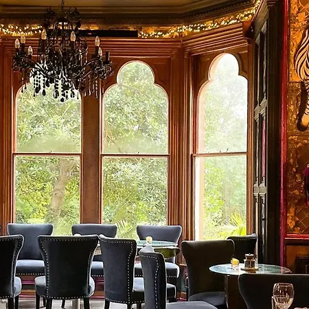 Brockley Hall Hotel 4*