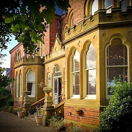 Hotel Brockley Hall 4*