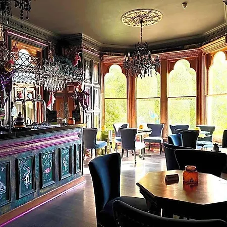 Brockley Hall 4*