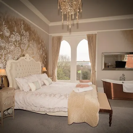 Brockley Hall Отель Солтберн-бай-те-Си