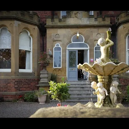 Отель Brockley Hall Солтберн-бай-те-Си